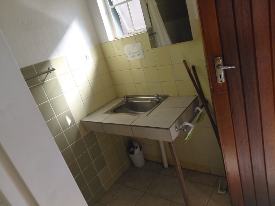 To Let 1 Bedroom Property for Rent in Brixton Gauteng