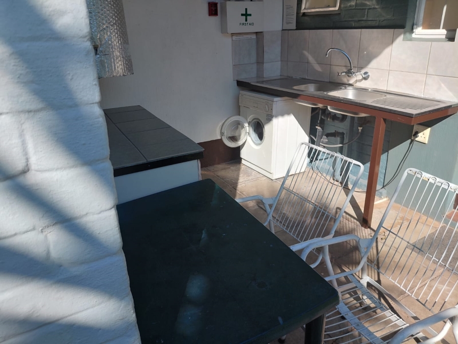 To Let 1 Bedroom Property for Rent in Brixton Gauteng