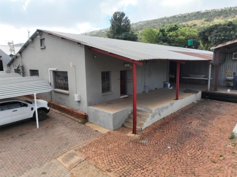 7 Bedroom Property for Sale in Rietvallei AH Gauteng