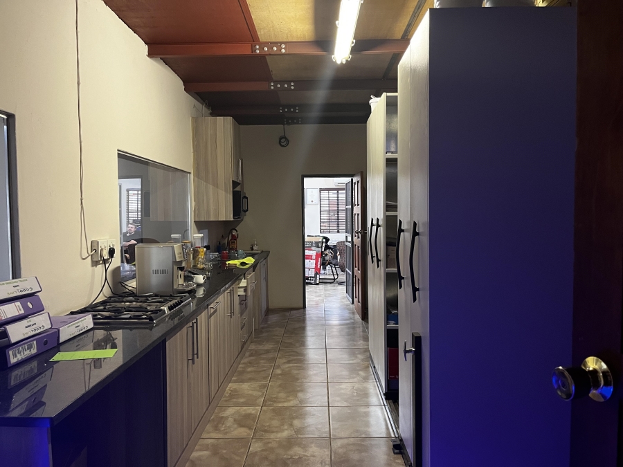 7 Bedroom Property for Sale in Rietvallei AH Gauteng