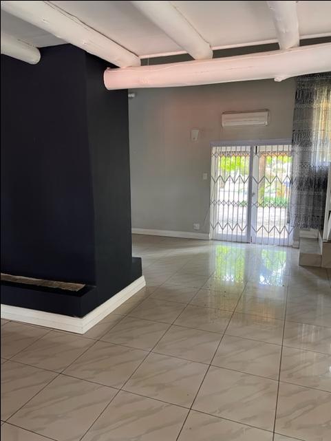 To Let 3 Bedroom Property for Rent in Glen Austin Gauteng