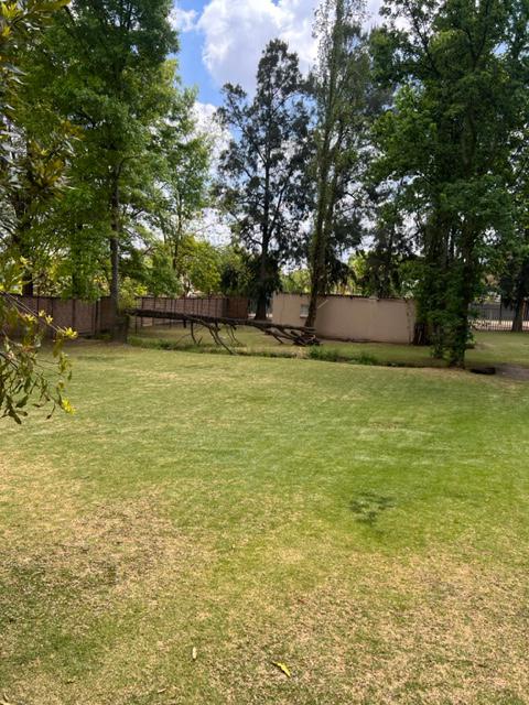 To Let 3 Bedroom Property for Rent in Glen Austin Gauteng