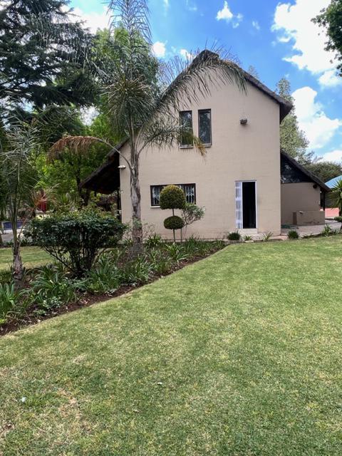 To Let 3 Bedroom Property for Rent in Glen Austin Gauteng
