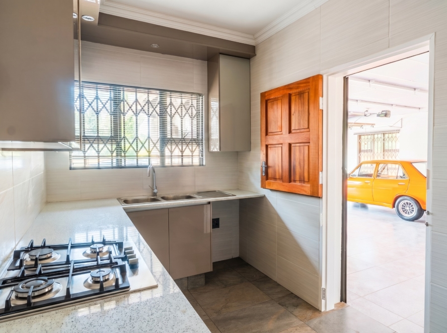 3 Bedroom Property for Sale in Glenanda Gauteng