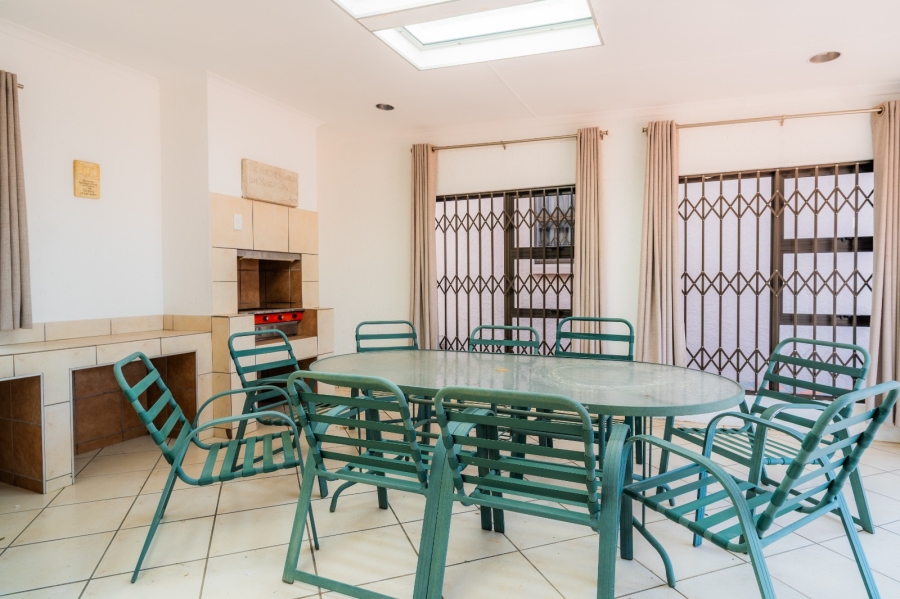 3 Bedroom Property for Sale in Glenanda Gauteng