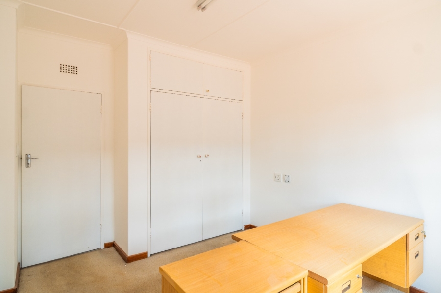 3 Bedroom Property for Sale in Glenanda Gauteng