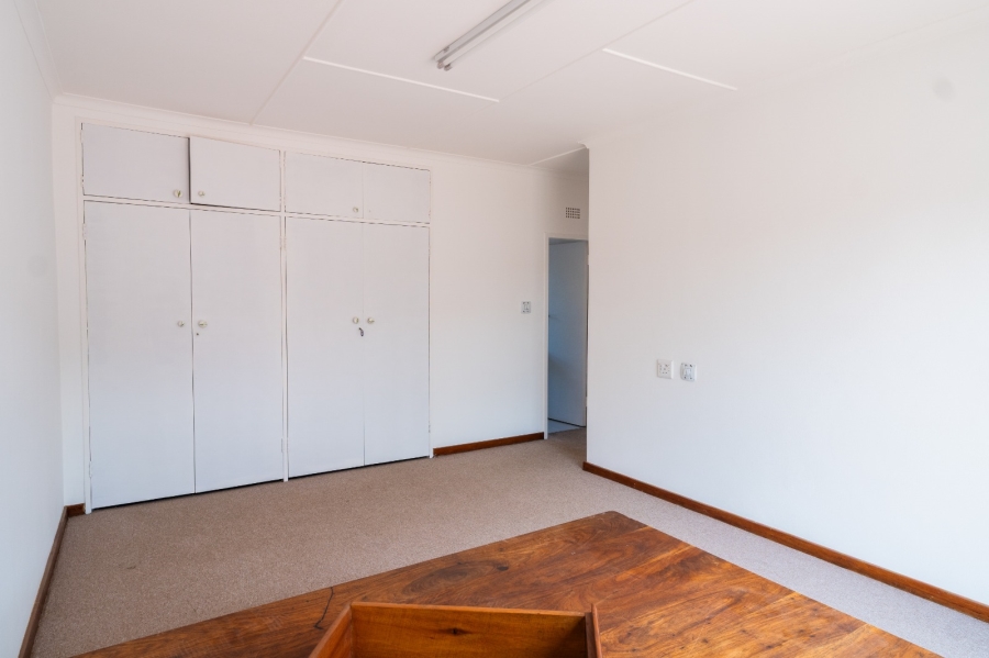 3 Bedroom Property for Sale in Glenanda Gauteng