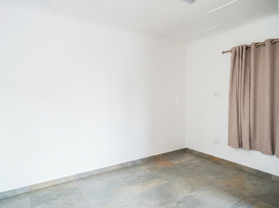 3 Bedroom Property for Sale in Glenanda Gauteng