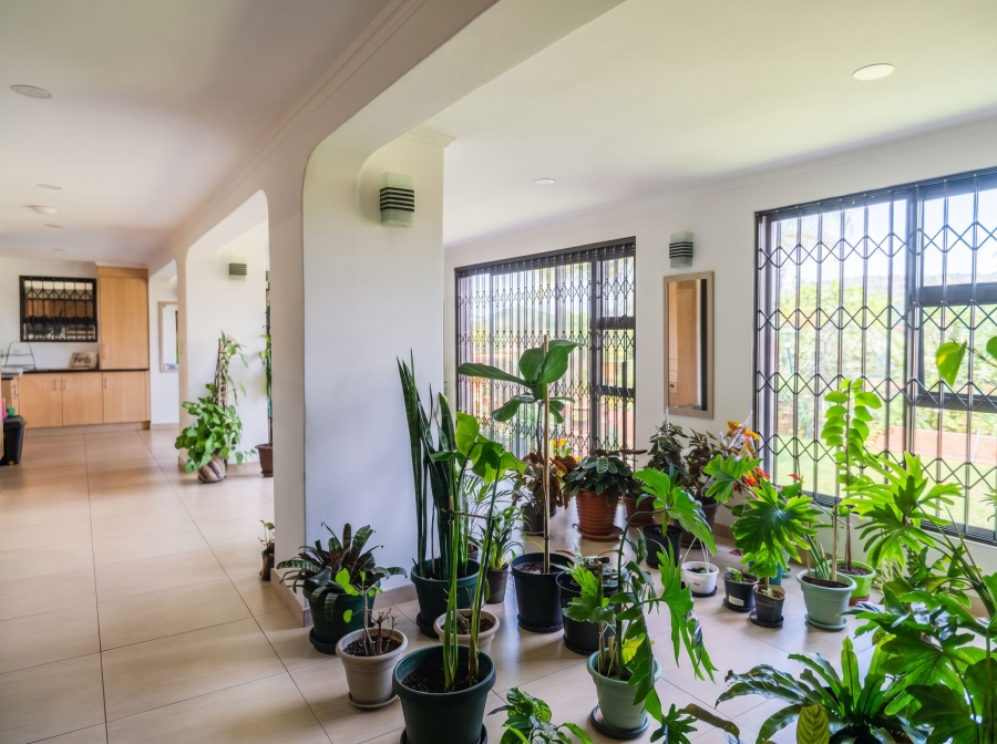 6 Bedroom Property for Sale in Winchester Hills Gauteng