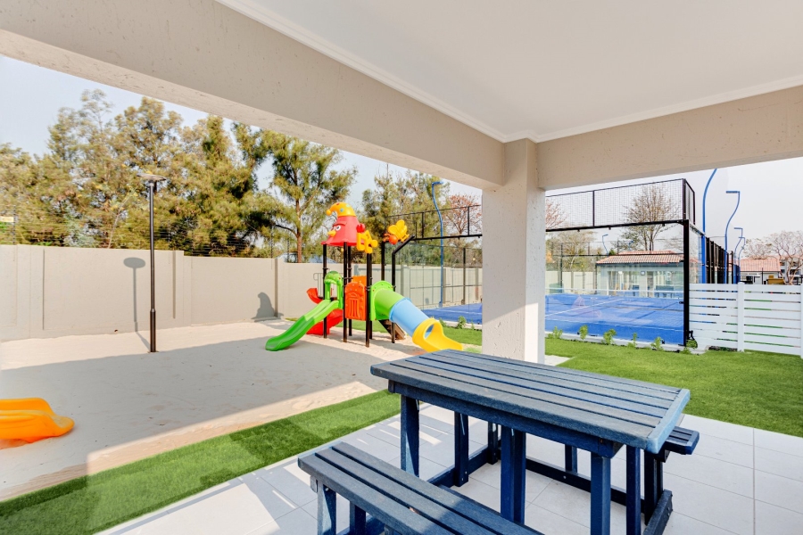 To Let 2 Bedroom Property for Rent in Chartwell Gauteng