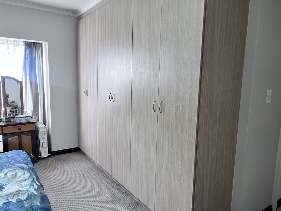 3 Bedroom Property for Sale in Brentwood Park AH Gauteng