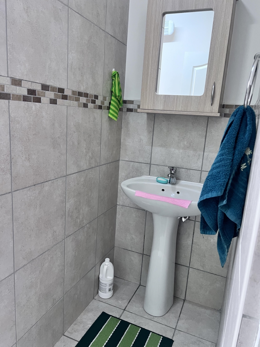 3 Bedroom Property for Sale in Brentwood Park AH Gauteng