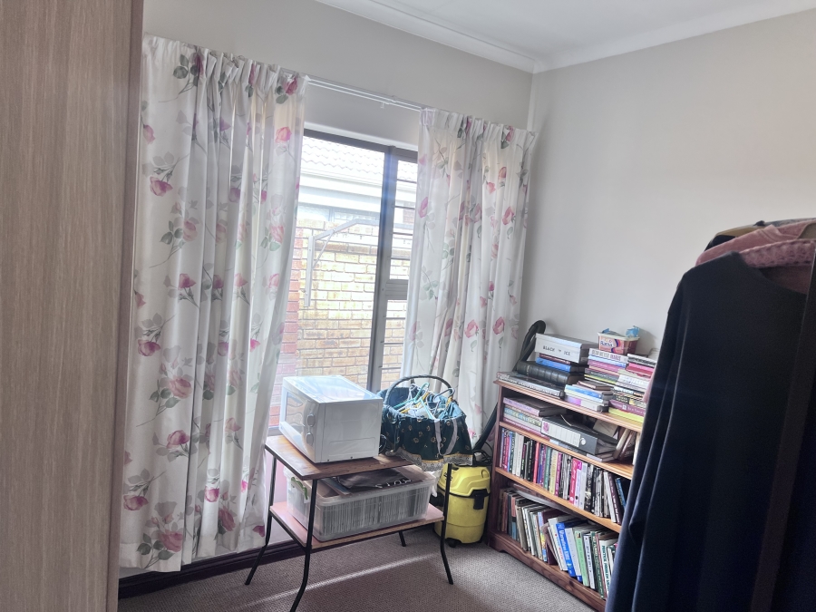 3 Bedroom Property for Sale in Brentwood Park AH Gauteng