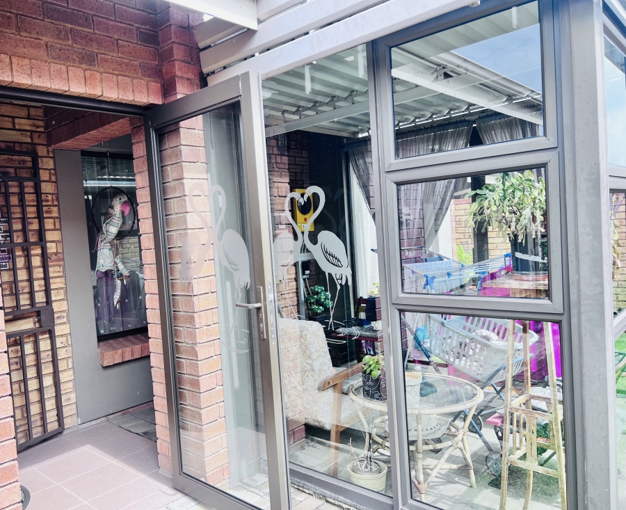 3 Bedroom Property for Sale in Brentwood Park AH Gauteng
