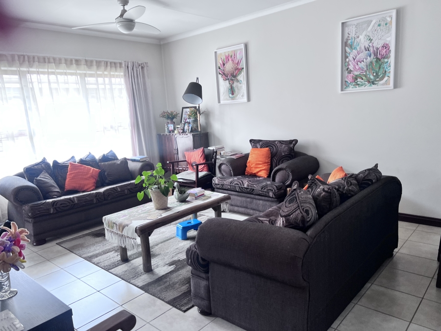 3 Bedroom Property for Sale in Brentwood Park AH Gauteng
