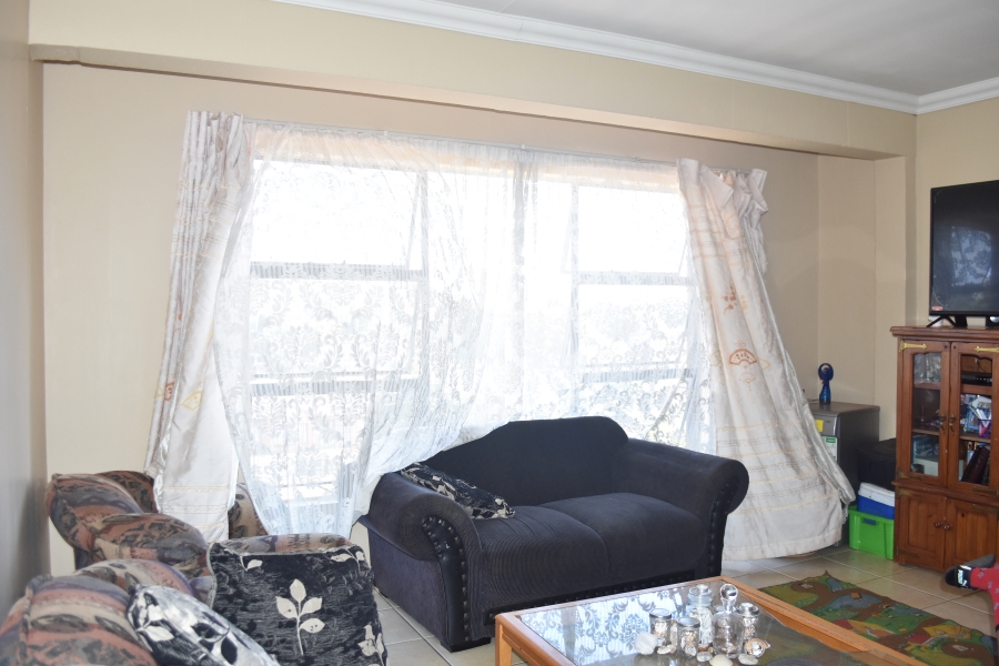 2 Bedroom Property for Sale in Silverton Gauteng