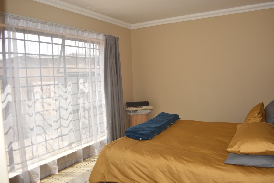 2 Bedroom Property for Sale in Silverton Gauteng