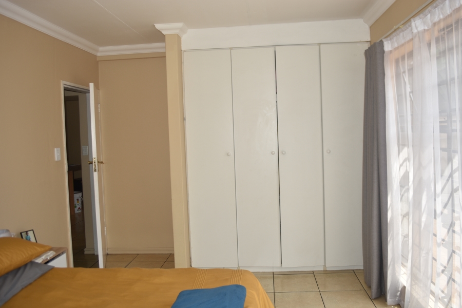 2 Bedroom Property for Sale in Silverton Gauteng