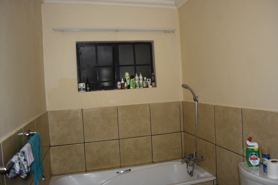 2 Bedroom Property for Sale in Silverton Gauteng