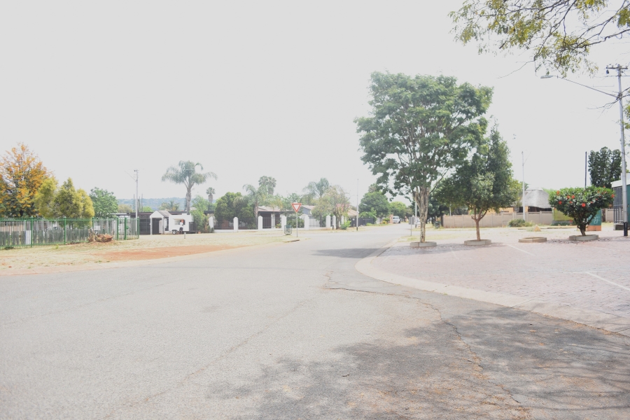 2 Bedroom Property for Sale in Silverton Gauteng