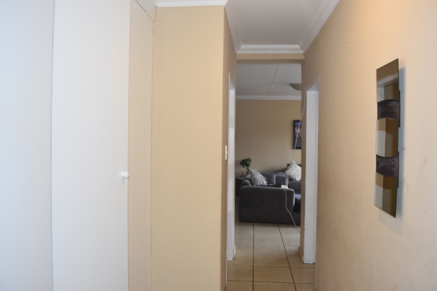 2 Bedroom Property for Sale in Silverton Gauteng