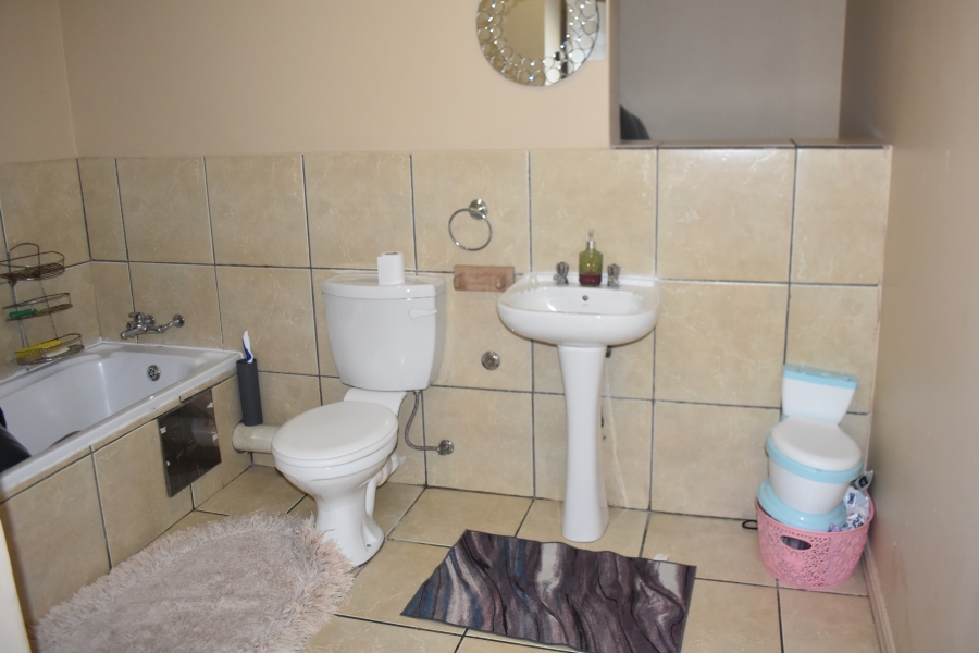 2 Bedroom Property for Sale in Silverton Gauteng