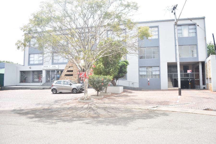 2 Bedroom Property for Sale in Silverton Gauteng