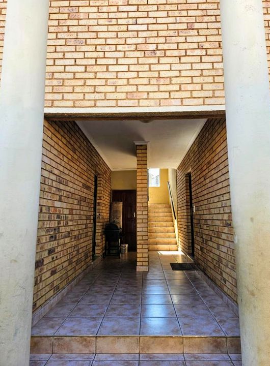 To Let 2 Bedroom Property for Rent in Randfontein Central Gauteng