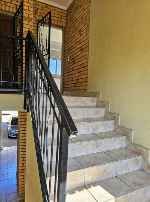 To Let 2 Bedroom Property for Rent in Randfontein Central Gauteng