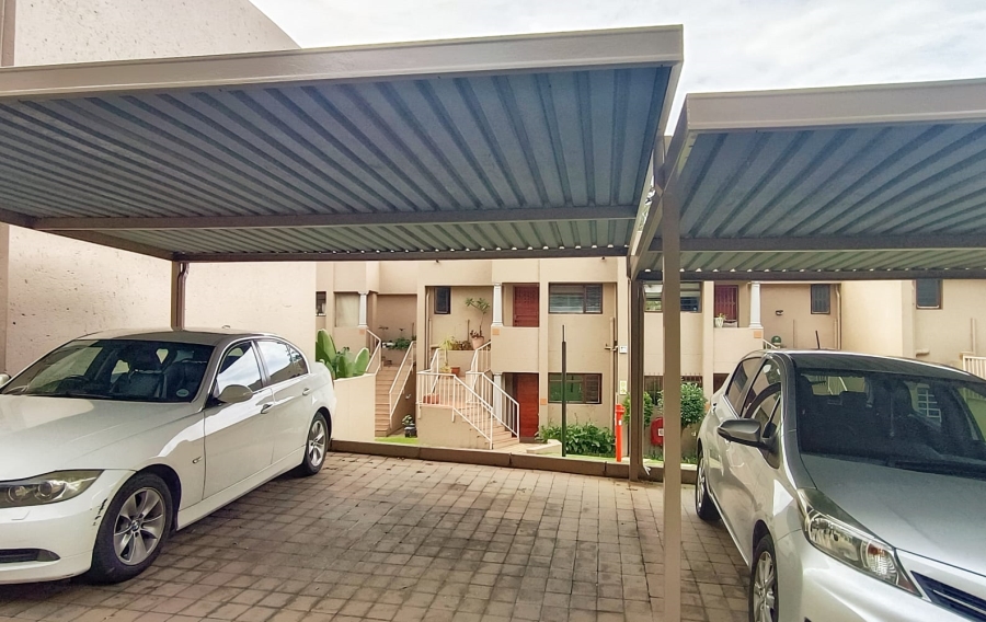 1 Bedroom Property for Sale in President Ridge Gauteng
