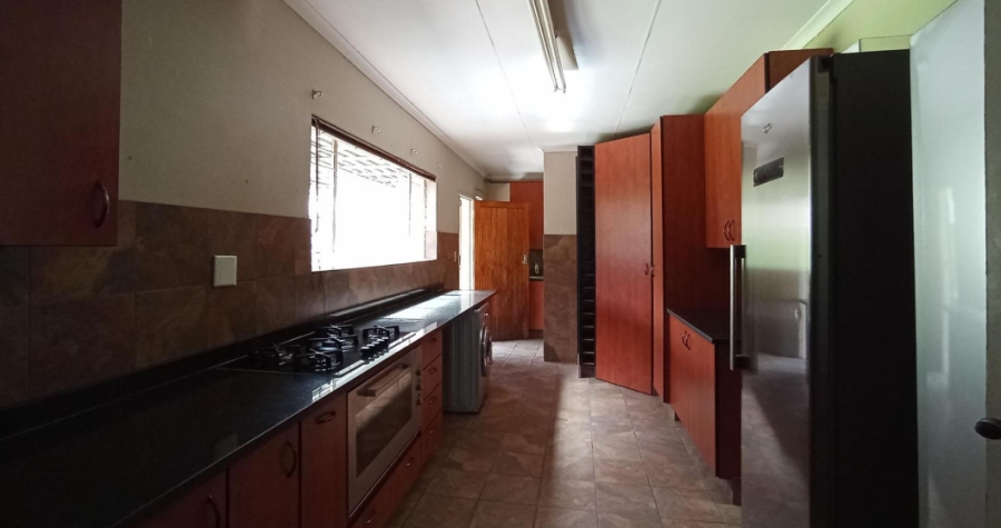 4 Bedroom Property for Sale in Waterkloof Ridge Gauteng