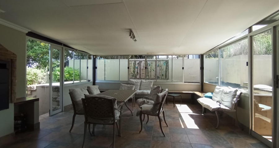 4 Bedroom Property for Sale in Waterkloof Ridge Gauteng