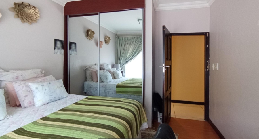 4 Bedroom Property for Sale in Waterkloof Gauteng