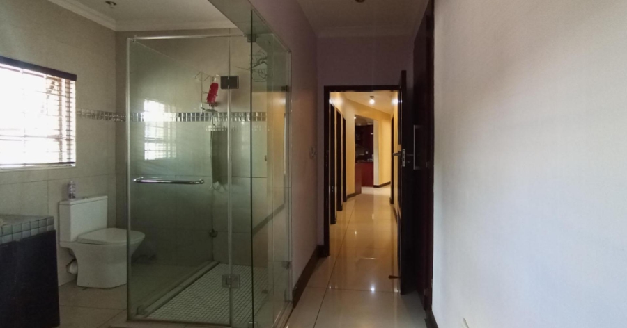 4 Bedroom Property for Sale in Waterkloof Gauteng