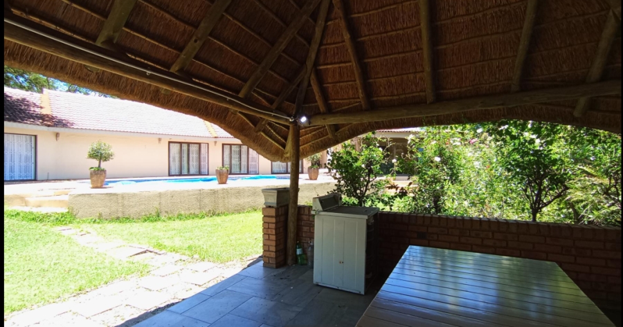 4 Bedroom Property for Sale in Waterkloof Gauteng