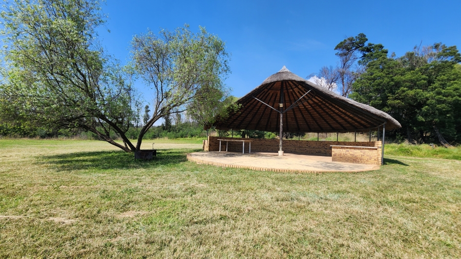 4 Bedroom Property for Sale in Klipkop Gauteng