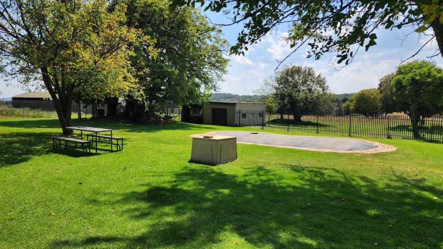 4 Bedroom Property for Sale in Klipkop Gauteng