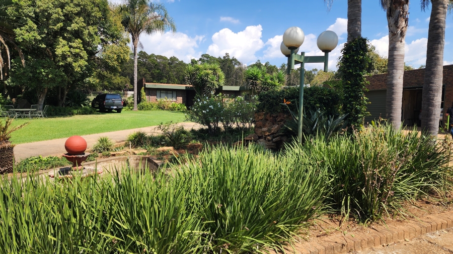 4 Bedroom Property for Sale in Klipkop Gauteng