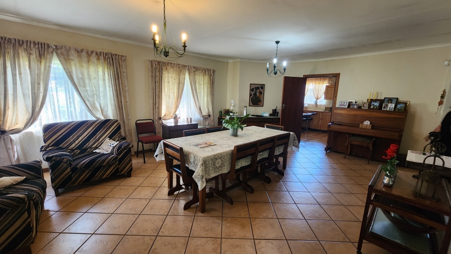 4 Bedroom Property for Sale in Klipkop Gauteng