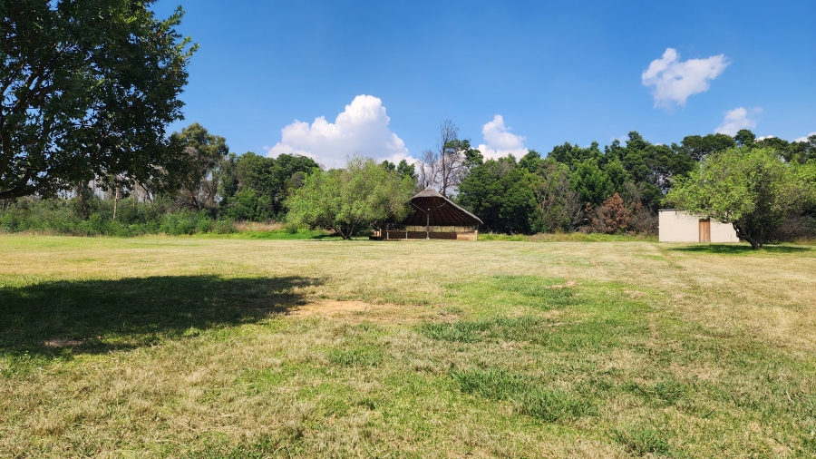 4 Bedroom Property for Sale in Klipkop Gauteng