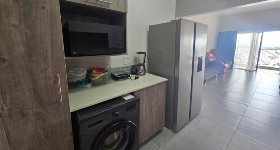 2 Bedroom Property for Sale in Glen Marais Gauteng