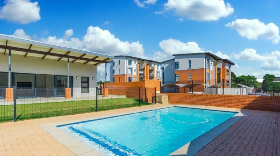 2 Bedroom Property for Sale in Glen Marais Gauteng