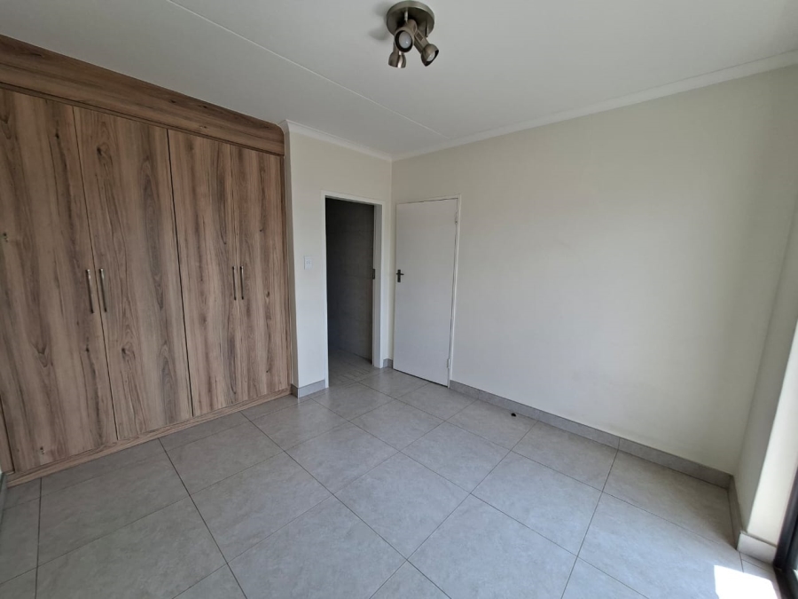 1 Bedroom Property for Sale in Modderfontein Gauteng