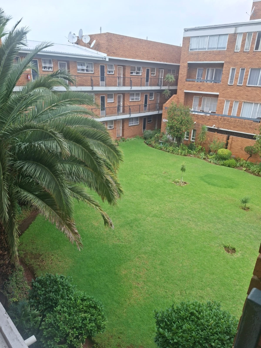 2 Bedroom Property for Sale in Malvern East Gauteng