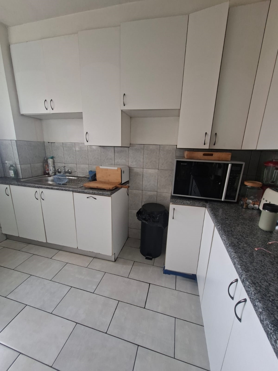 2 Bedroom Property for Sale in Malvern East Gauteng