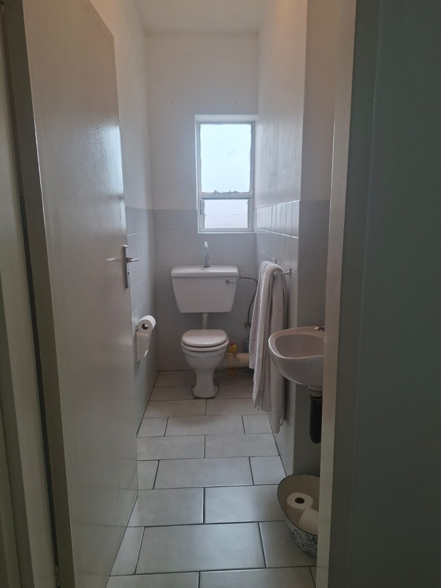 2 Bedroom Property for Sale in Malvern East Gauteng