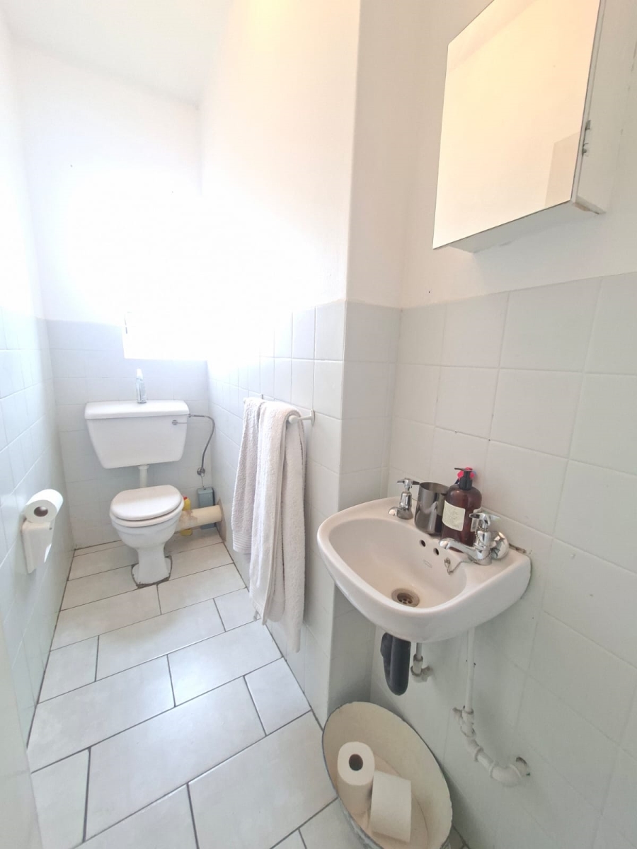 2 Bedroom Property for Sale in Malvern East Gauteng