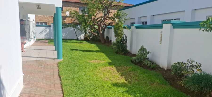 3 Bedroom Property for Sale in Hectorton Gauteng