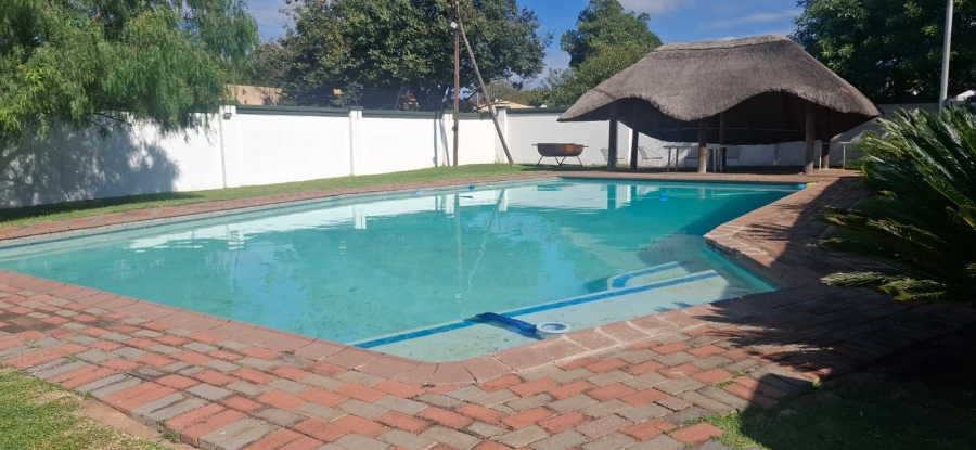 3 Bedroom Property for Sale in Hectorton Gauteng