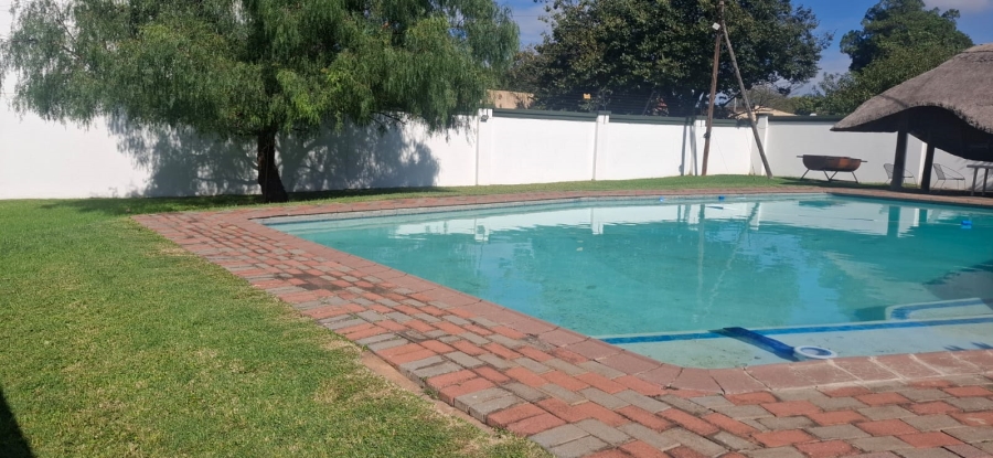 3 Bedroom Property for Sale in Hectorton Gauteng